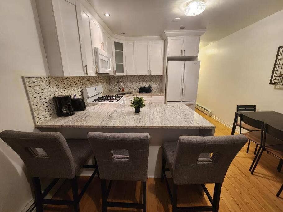 Cosy Modern Home Mins To Nyc! Union City Exterior photo